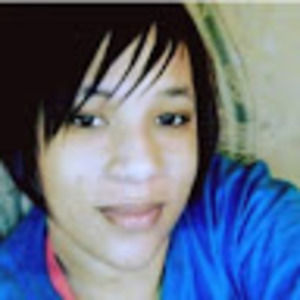 Meet your Posher, Monique april